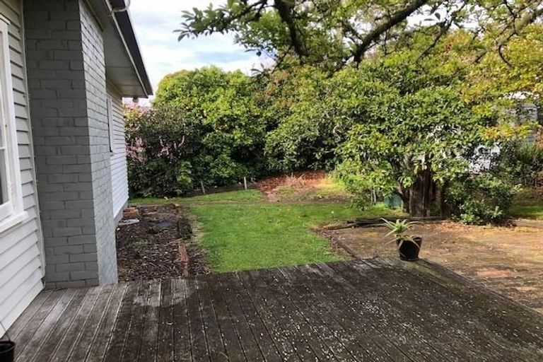 Photo of property in 26a Gazelle Avenue, Beach Haven, Auckland, 0626