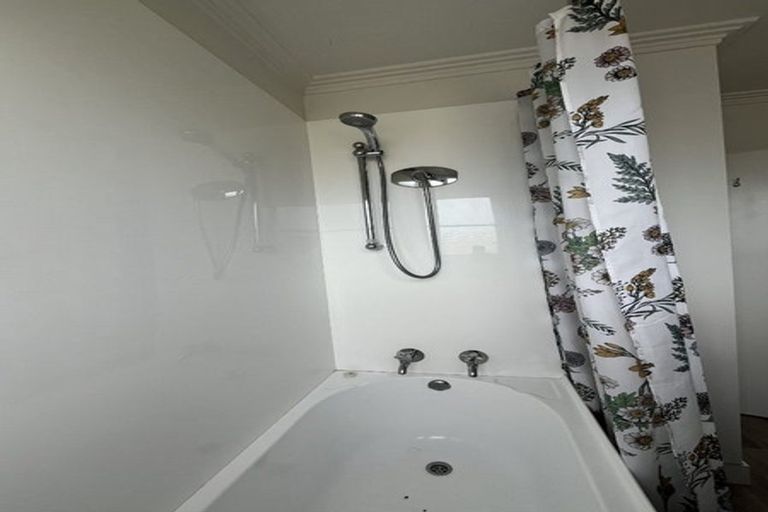 Photo of property in 57 Albertson Avenue, Port Chalmers, 9023