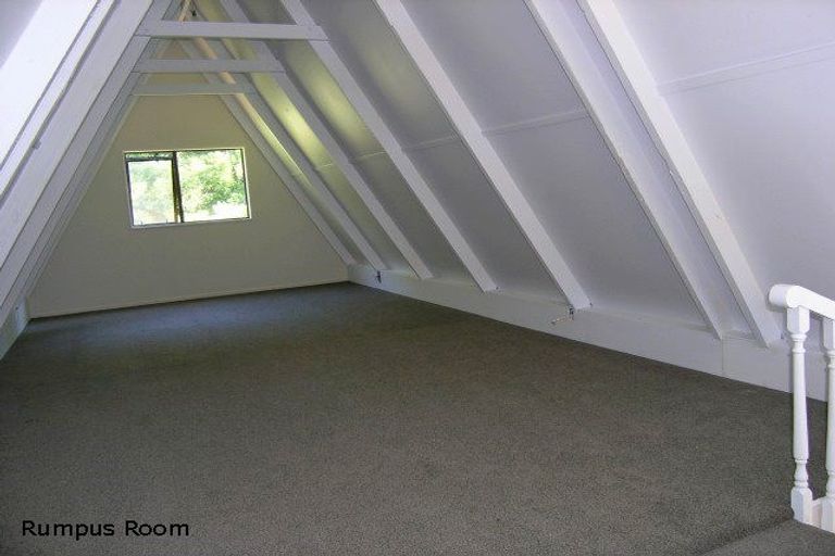 Photo of property in 64 Bridge Road, Birchville, Upper Hutt, 5018