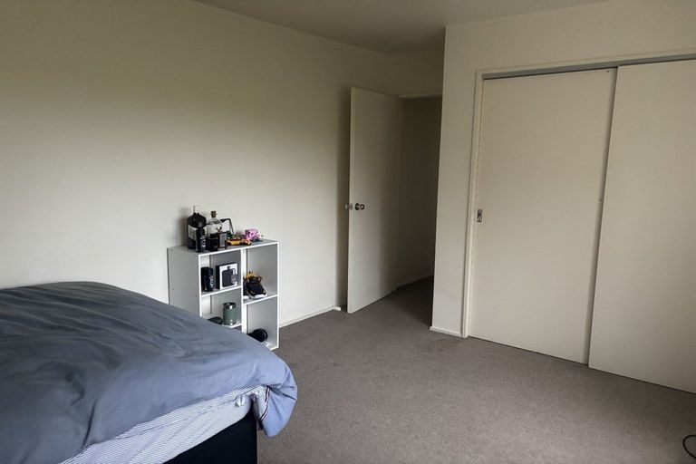 Photo of property in 176c East Coast Road, Forrest Hill, Auckland, 0620