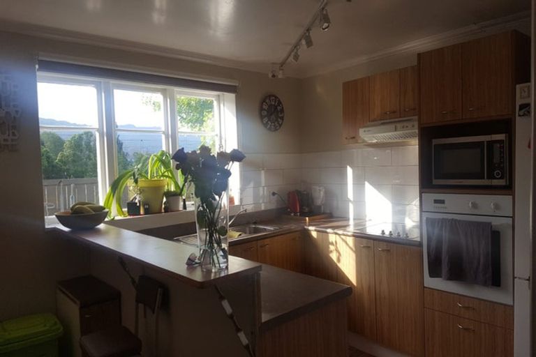 Photo of property in 38 Mcdougall Grove, Haywards, Lower Hutt, 5018