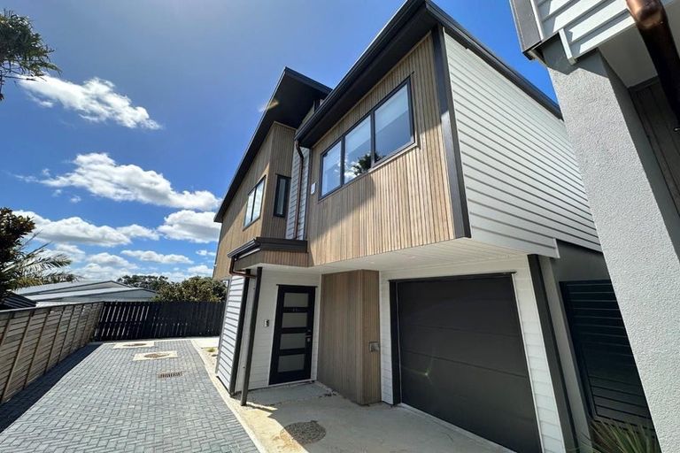 Photo of property in 81b Matipo Road, Mairangi Bay, Auckland, 0630