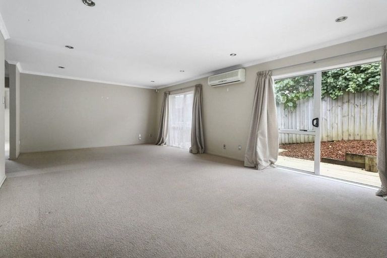Photo of property in 237c Titirangi Road, Titirangi, Auckland, 0604
