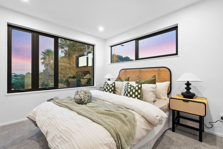 Photo of property in 1c Maxwelton Drive, Mairangi Bay, Auckland, 0630