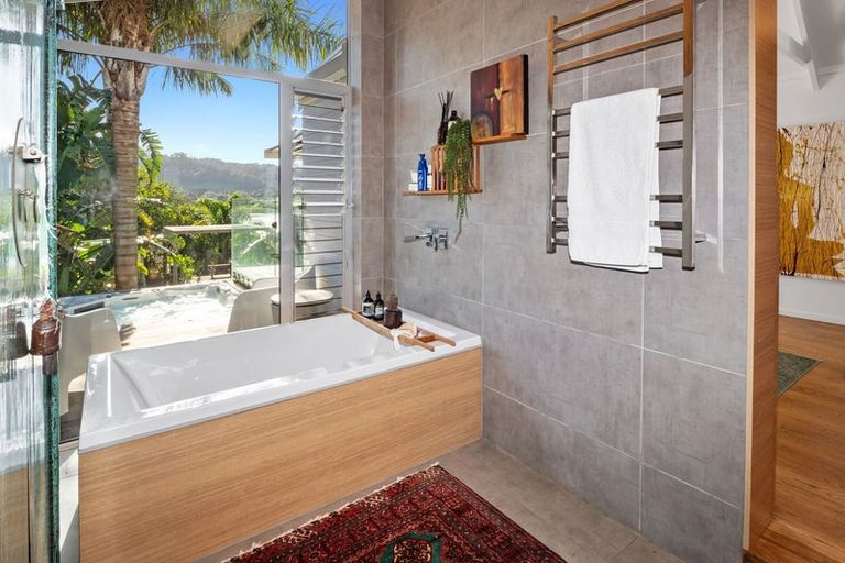 Photo of property in 13 Moana Drive, Tanners Point, Katikati, 3177