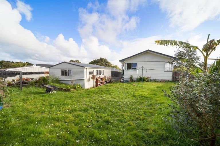 Photo of property in 16 Volante Avenue, Wattle Downs, Auckland, 2103