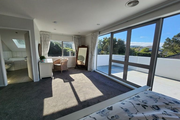 Photo of property in 35a Mandalay Terrace, Khandallah, Wellington, 6035