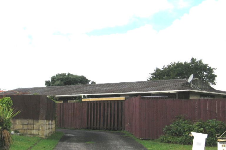 Photo of property in 2/50 Takapu Street, Henderson, Auckland, 0612