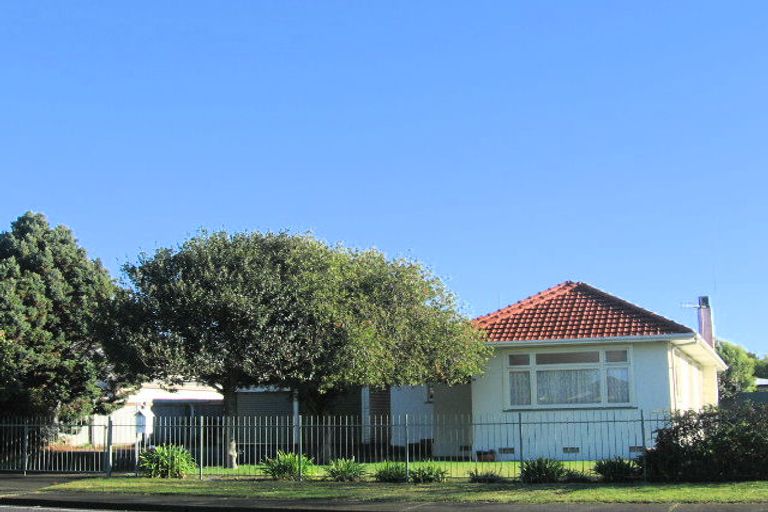 Photo of property in 920 Nelson Street North, Mahora, Hastings, 4120