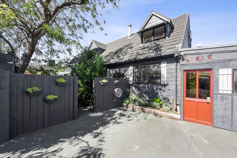 Photo of property in 2/73 Beach Road, Tahunanui, Nelson, 7011