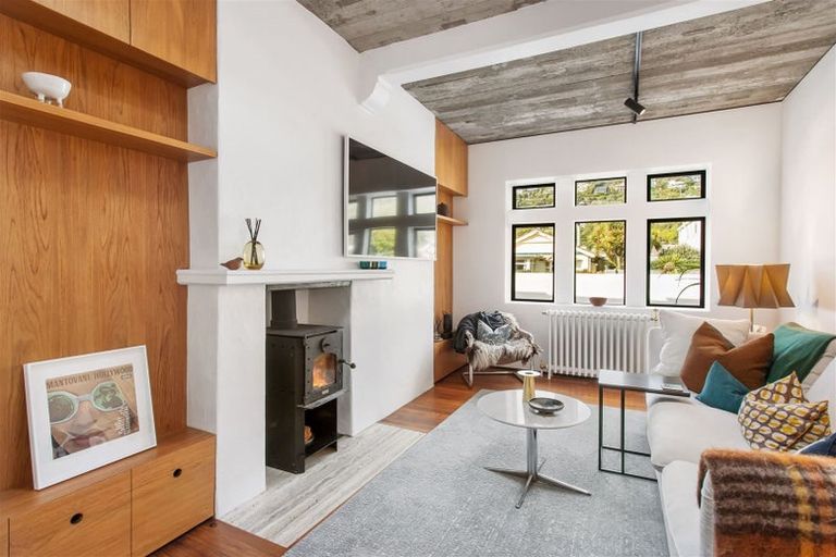 Photo of property in 8 Menzies Street, Sumner, Christchurch, 8081