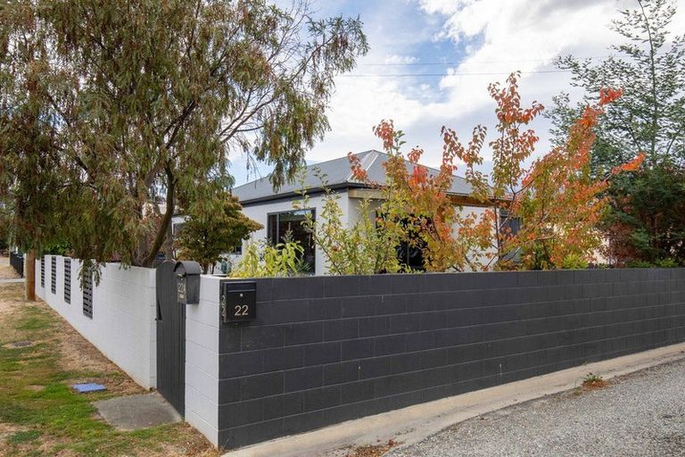 Photo of property in 22 Clutha Street, Alexandra, 9320