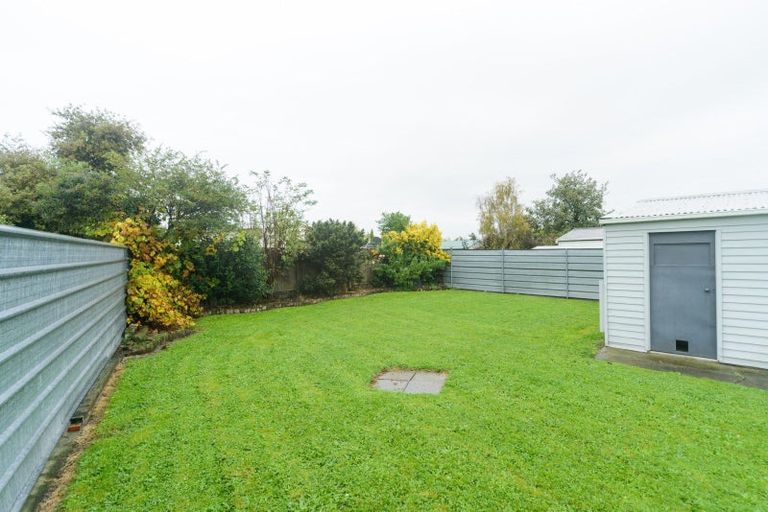 Photo of property in 28 Rhodes Drive, Kelvin Grove, Palmerston North, 4414