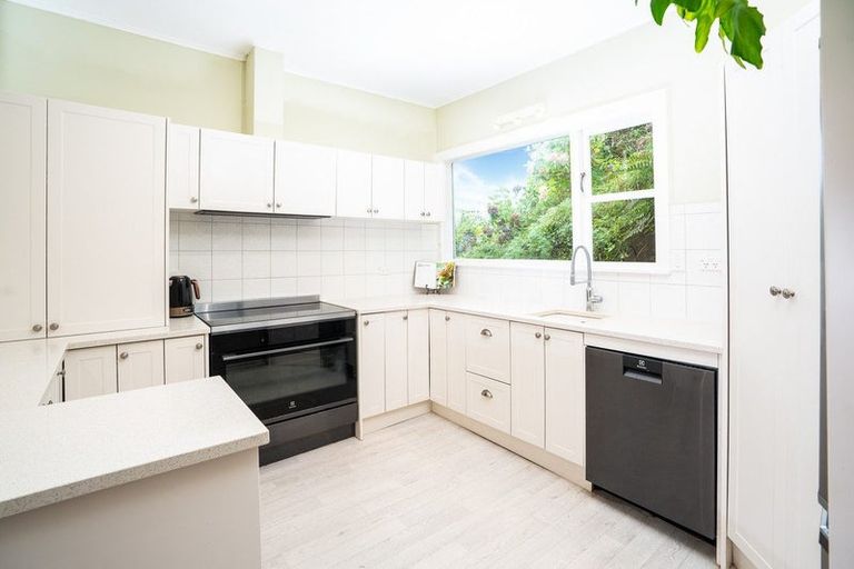 Photo of property in 60 Hatton Street, Karori, Wellington, 6012