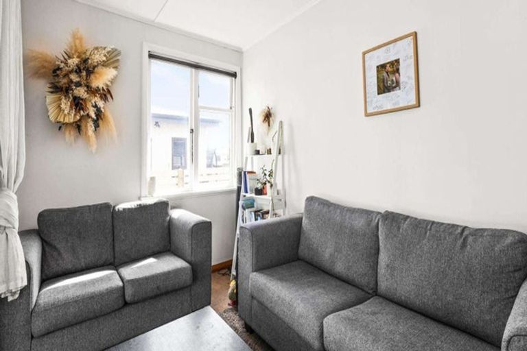 Photo of property in 2a Savage Crescent, Marewa, Napier, 4110