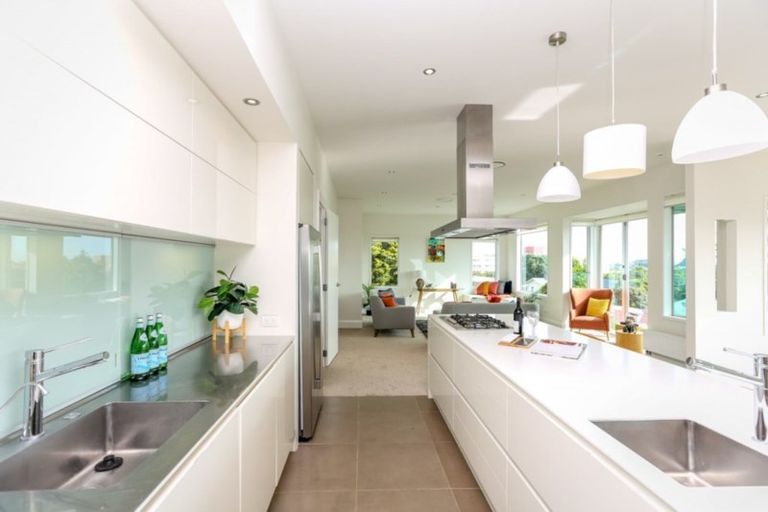 Photo of property in 13a Burns Street, Westown, New Plymouth, 4310