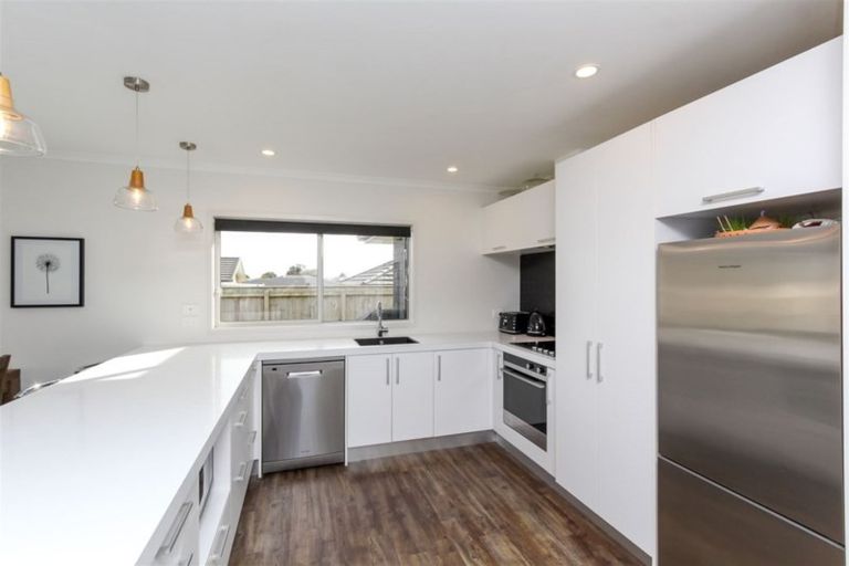 Photo of property in 4 Roy Johns Way, Bell Block, New Plymouth, 4312