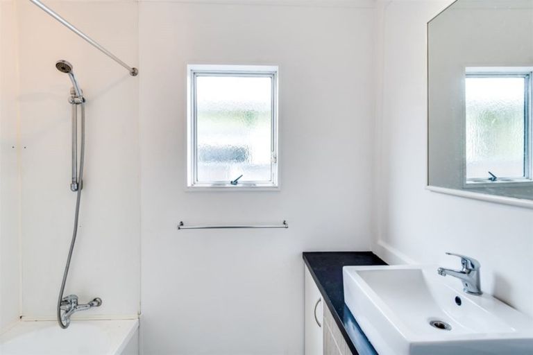 Photo of property in 1/116 Thackeray Street, Napier South, Napier, 4110