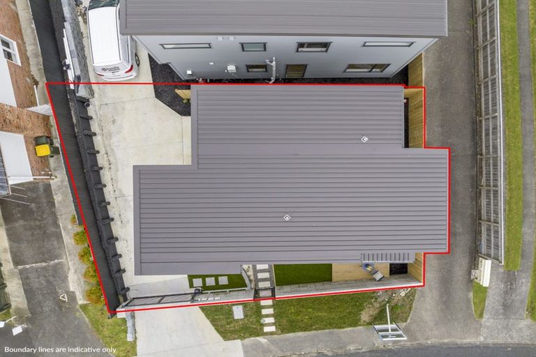 Photo of property in 44c Blakeborough Drive, Forrest Hill, Auckland, 0620