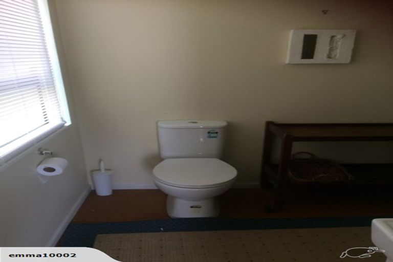 Photo of property in 10 Mamaku Street, Paraparaumu, 5032