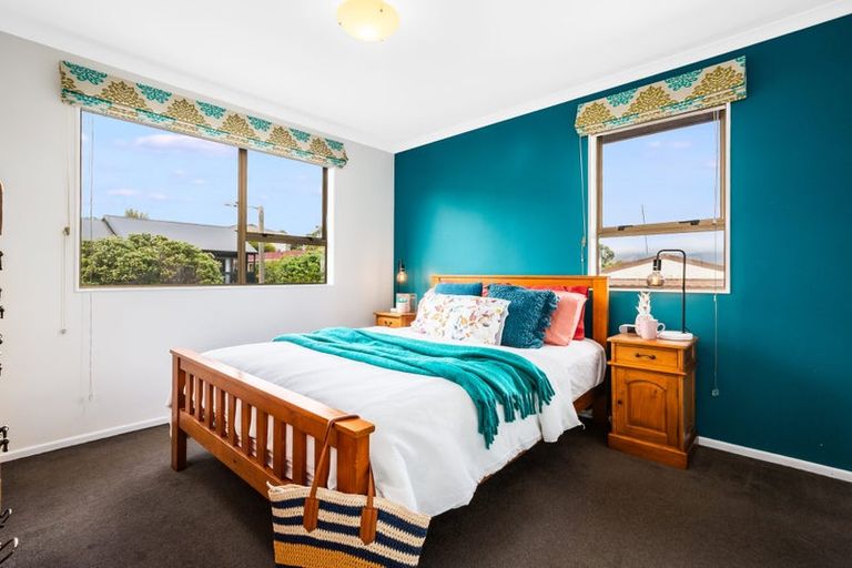 Photo of property in 12 Langwell Place, Papakowhai, Porirua, 5024