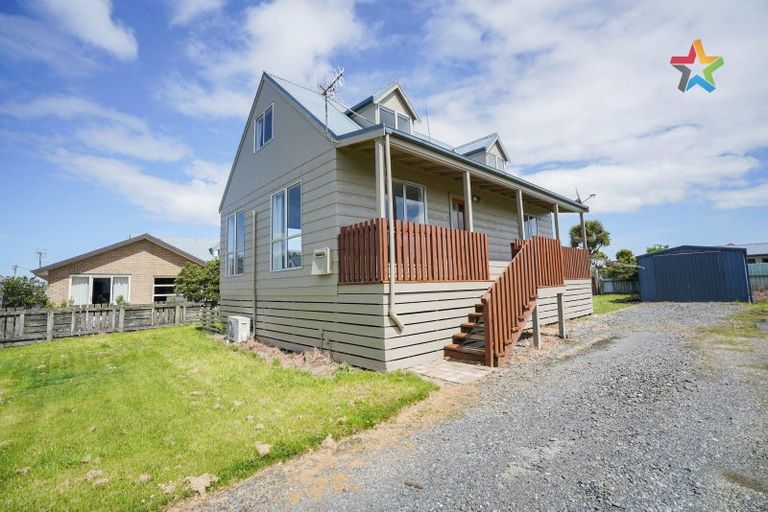 Photo of property in 10 Salisbury Street, Waikiwi, Invercargill, 9810