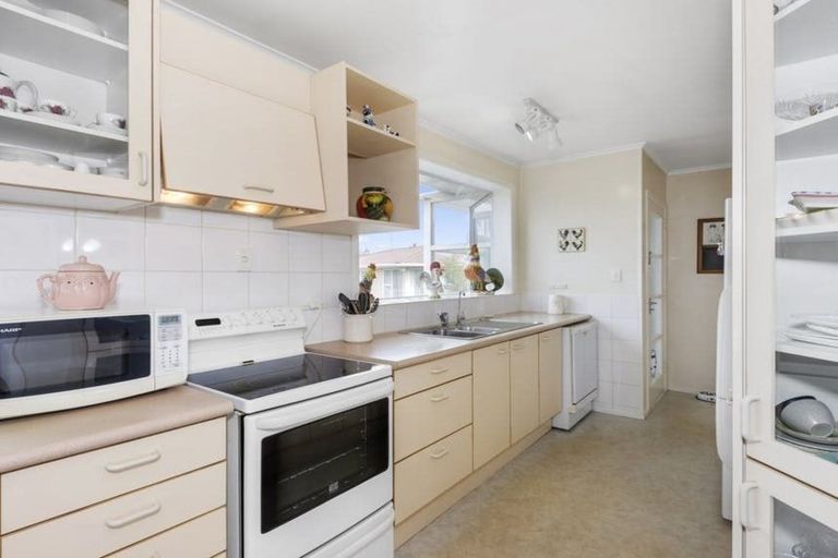 Photo of property in 14 Bean Place, Mount Wellington, Auckland, 1060