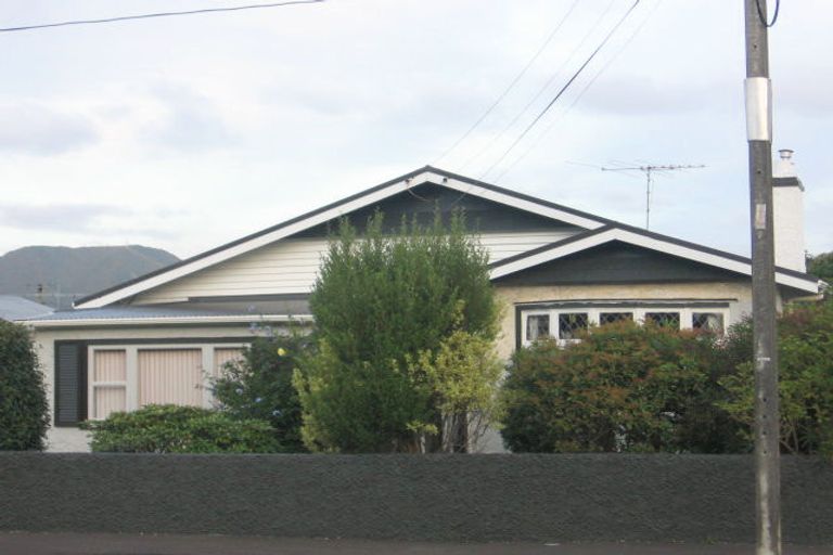 Photo of property in 25 Moa Street, Alicetown, Lower Hutt, 5010