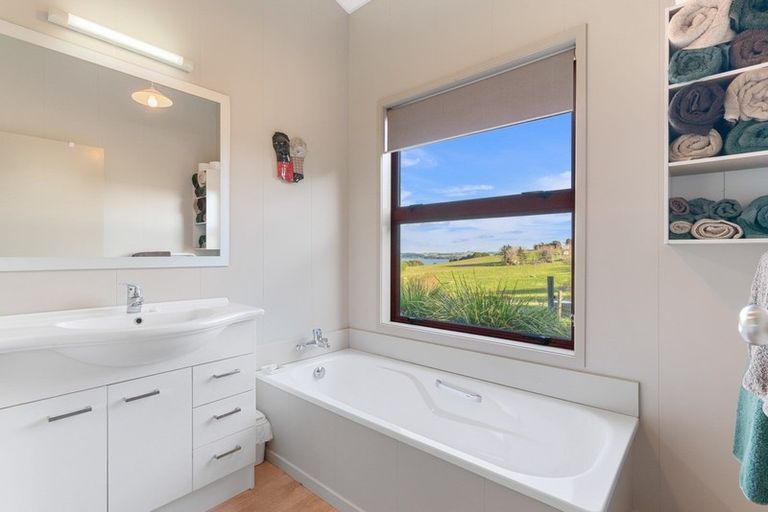 Photo of property in 145 Petley Road, Paparoa, 0571