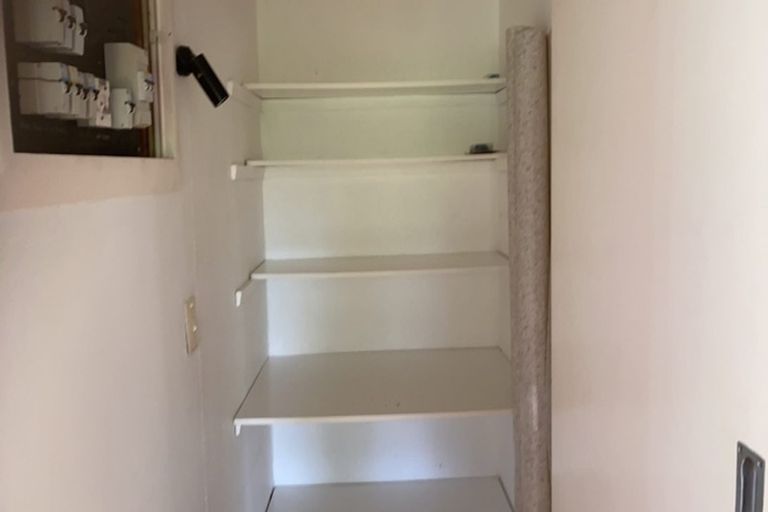 Photo of property in 24 Beverly Place, New Lynn, Auckland, 0600