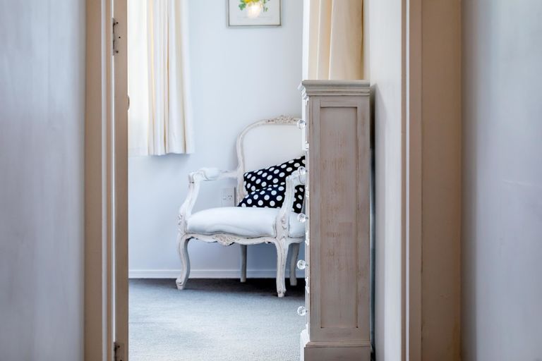 Photo of property in 48 Eastglen Road, Glen Eden, Auckland, 0602