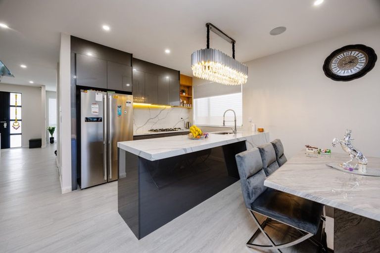 Photo of property in 334 Flat Bush School Road, Flat Bush, Auckland, 2019
