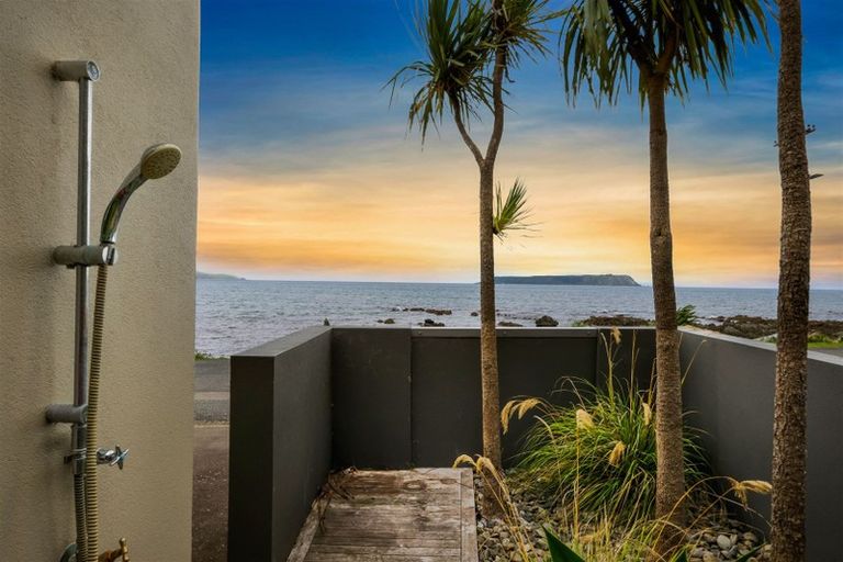 Photo of property in 73 Moana Road, Plimmerton, Porirua, 5026