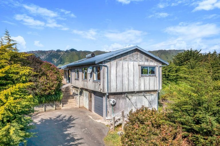 Photo of property in 338 Ngarara Road, Waikanae, 5391
