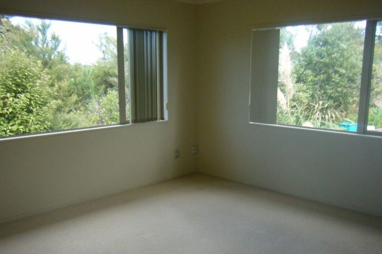 Photo of property in 20 Gold Street, Albany Heights, Auckland, 0632