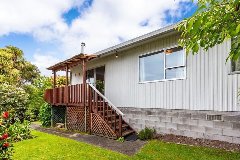 Photo of property in 2/18 Holland Grove, Richmond Heights, Taupo, 3330