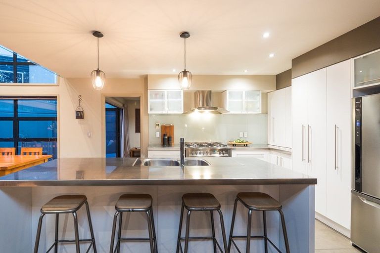 Photo of property in 143 Victoria Avenue, Hokowhitu, Palmerston North, 4410