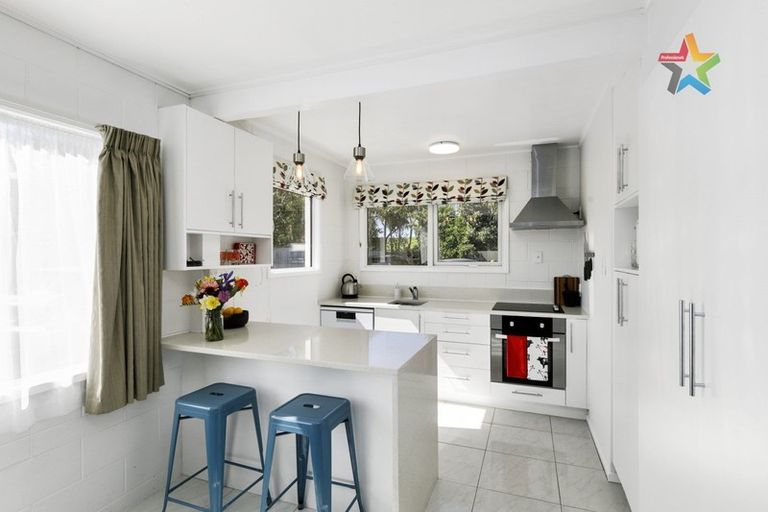 Photo of property in 1/14 Mudie Street, Alicetown, Lower Hutt, 5010