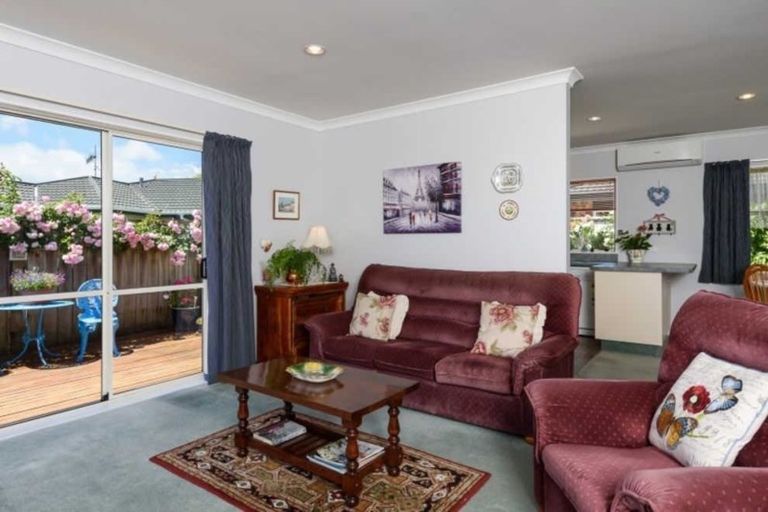 Photo of property in 3a Sunburst Court, Paraparaumu Beach, Paraparaumu, 5032