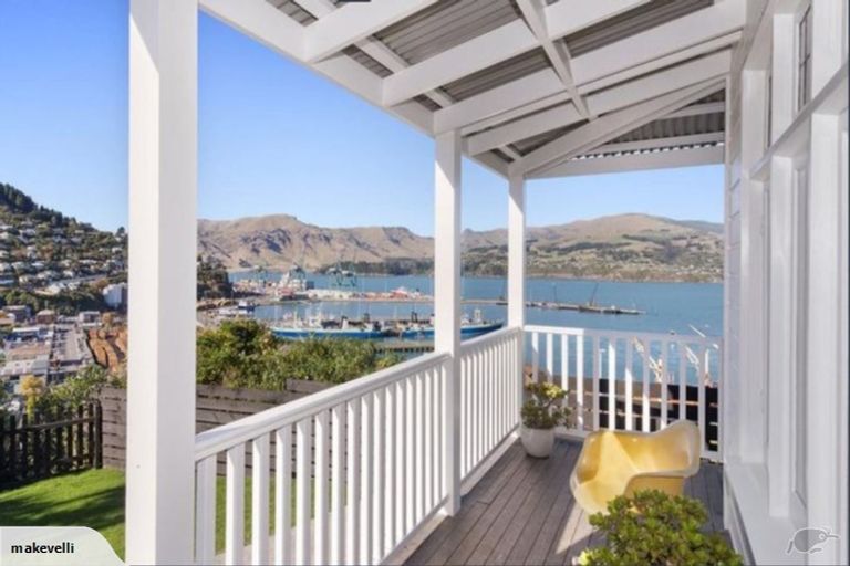 Photo of property in 7 Ticehurst Road, Lyttelton, 8082