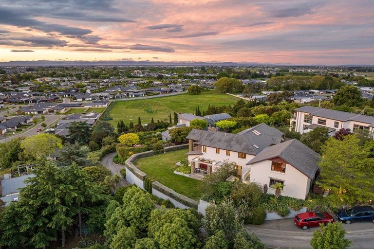 Photo of property in 893 Cashmere Road, Halswell, Christchurch, 8025