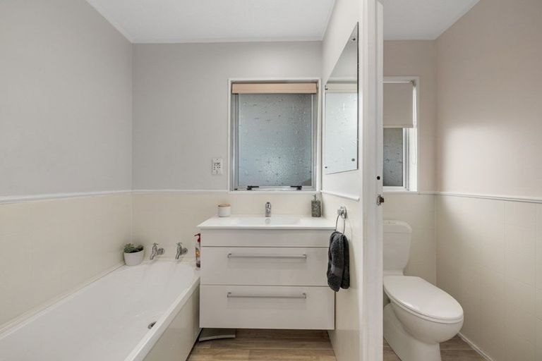 Photo of property in 80 Field Street, Silverstream, Upper Hutt, 5019