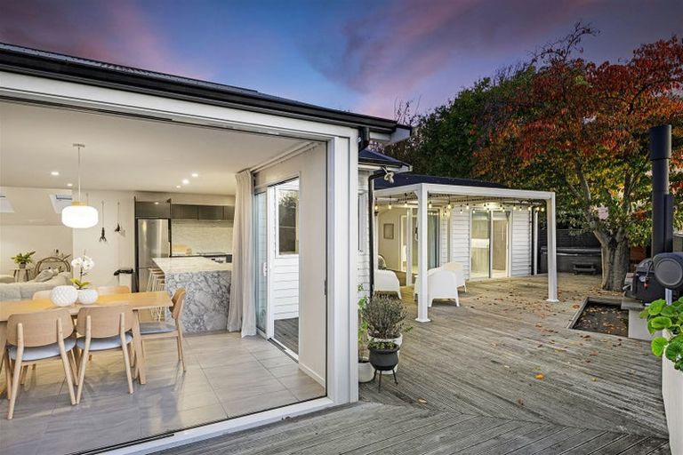 Photo of property in 68 Blighs Road, Strowan, Christchurch, 8052