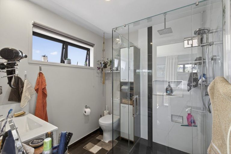 Photo of property in 7d Hinau Street, Inglewood, 4330