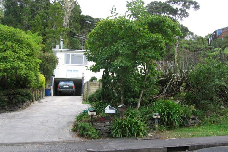 Photo of property in 50 Takahe Road, Titirangi, Auckland, 0604