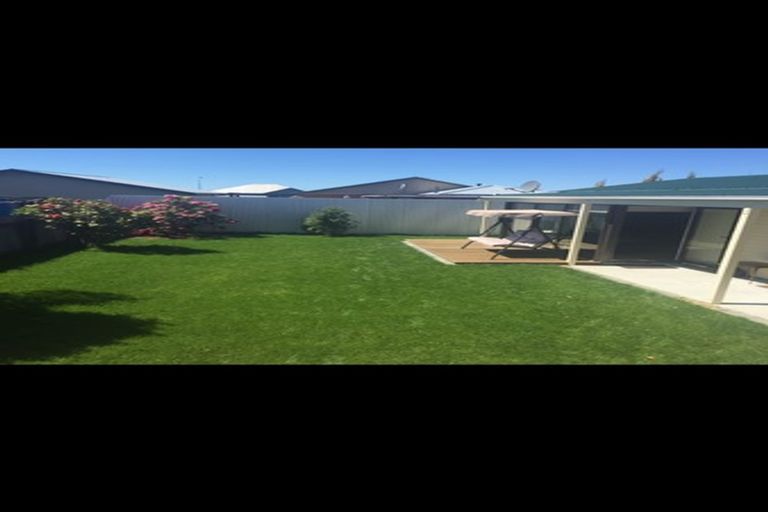 Photo of property in 19 Oxford Street, West End, Timaru, 7910