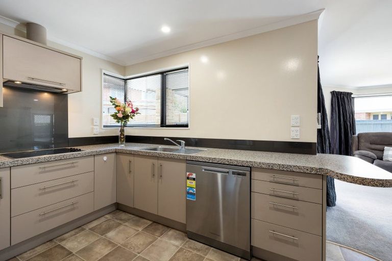 Photo of property in 26 Antrim Place, Nawton, Hamilton, 3200