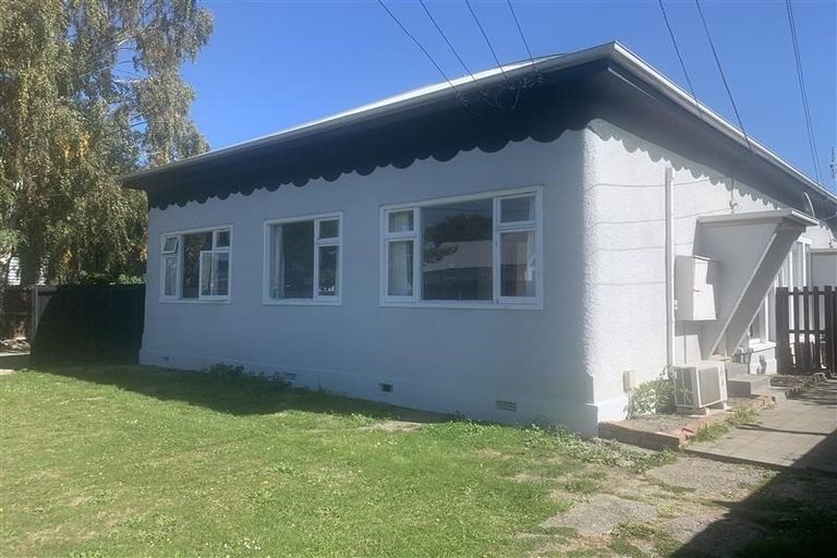 Photo of property in 529 Barbadoes Street, Edgeware, Christchurch, 8013