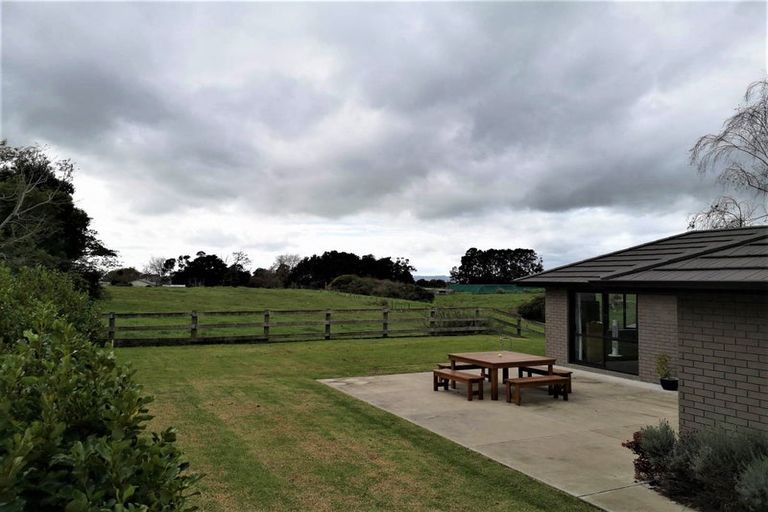 Photo of property in 1 Henry Lane, Patumahoe, Pukekohe, 2679
