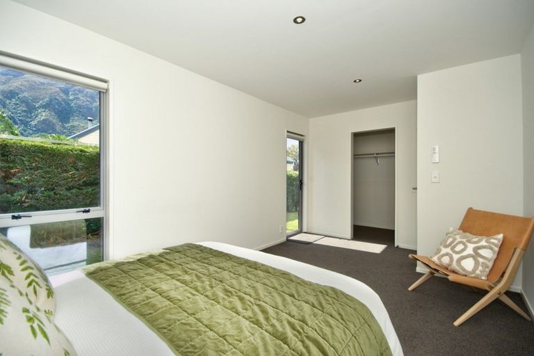 Photo of property in 141 Kent Street, Kingston, Athol, 9793